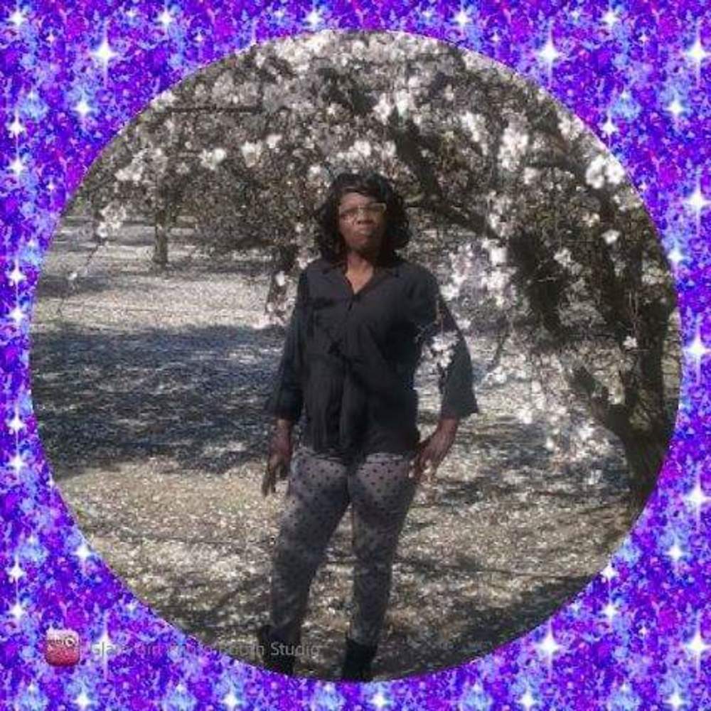 Meet your Posher, Deborah